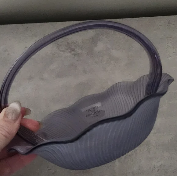 🌟 Laslo Mikasa Japana Vintage Lavender Glass Candy Dish Bride's Basket Purple - Picture 11 of 16